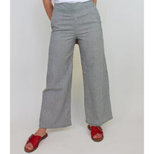 Carica l'immagine nel visualizzatore di Gallery, PANTALONE GIADA, COTONE RIGATO, NERO E BIANCO