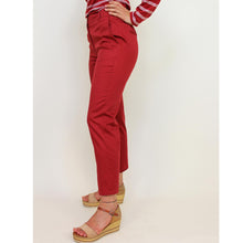 Carica l'immagine nel visualizzatore di Gallery, PANTALONE NEW CARROT, SATIN DI COTONE, ROSSO CARMINIO