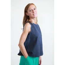Carica l'immagine nel visualizzatore di Gallery, TOP MUGHETTO COTONE SEERSUCKER BLU NOTTE
