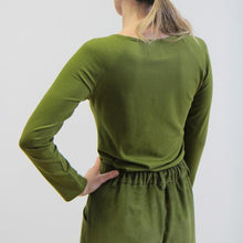 Carica l'immagine nel visualizzatore di Gallery, TEES ANETO JERSEY STRETCH BIO VERDE OLIVA