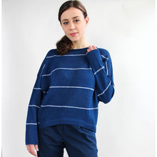 Carica l'immagine nel visualizzatore di Gallery, MAGLIA CARVI, ALPACA, BLU ATLANTICO E RIGHE AZZURRE
