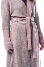 Carica l'immagine nel visualizzatore di Gallery, CARDIGAN LUNGO, ALPACA SUPERFINE, ROSA