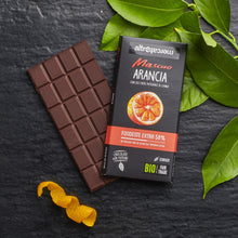 Carica l'immagine nel visualizzatore di Gallery, CIOCCOLATO MASCAO FONDENTE EXTRA CON ARANCIA - BIO | COD. 00000458 | 100 g