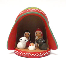 Carica l'immagine nel visualizzatore di Gallery, PRESEPE CHULLO ROSSO IN TERRACOTTA