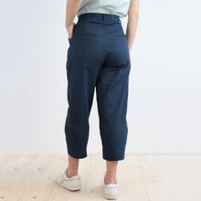 Carica l&#39;immagine nel visualizzatore di Gallery, PANTALONE NEW BAGGY COTONE OPERATO BLU SCURO
