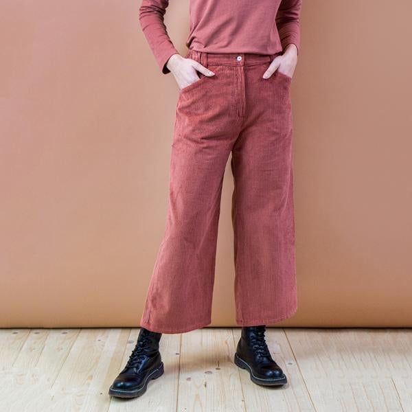 PANTALONE VITE. VELLUTO DI COTONE A COSTE. COCCIO
