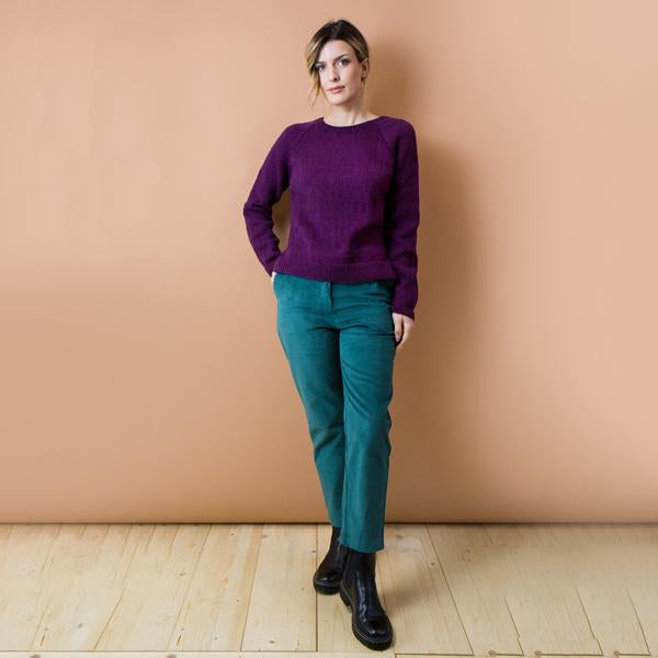 PANTALONE ERICA. VELLUTO DI COTONE A COSTE. VERDE PETROLIO