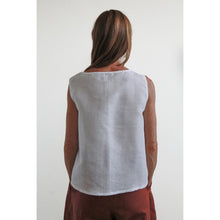 Carica l'immagine nel visualizzatore di Gallery, TOP MUGHETTO LINO-COTONE BIANCO
