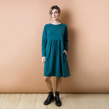 Carica l&#39;immagine nel visualizzatore di Gallery, ABITO STERLIZIA. COTONE INTERLOCK BIO. VERDE PETROLIO
