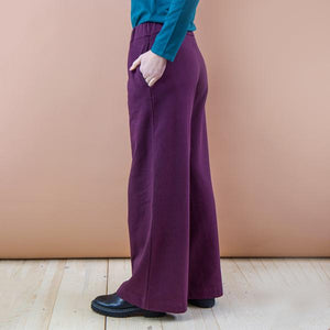 PANTALONE BUCANEVE CON TASCHE. FELPA DI COTONE BIO VINACCIA