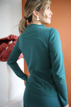 Carica l&#39;immagine nel visualizzatore di Gallery, MAGLIA ONDE VERDE PETROLIO
