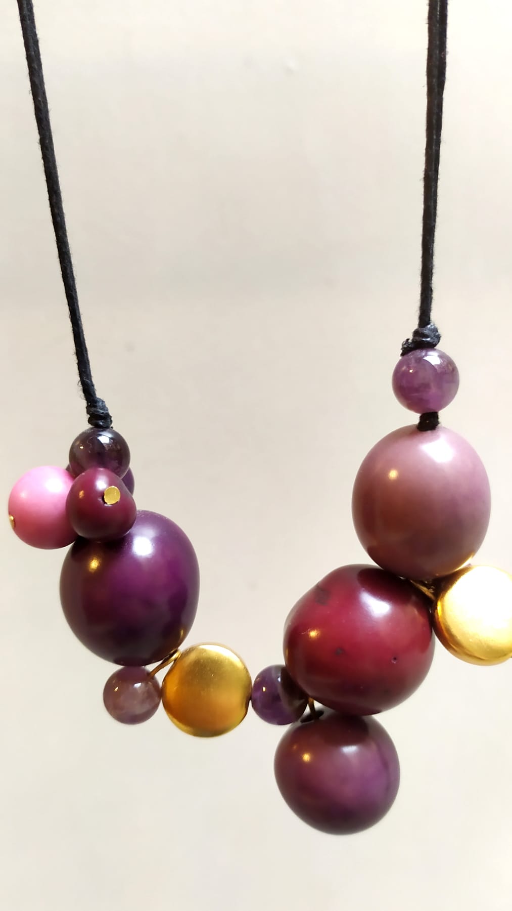 Collana Urano in tagua